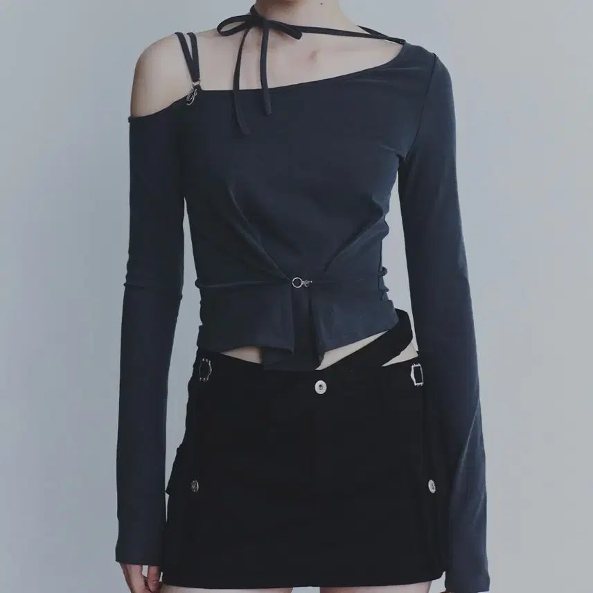 [SOLD OUT] [이벤트 카드+스티커 포함]페인오어플레져 루비후크 롱 슬리브 차콜