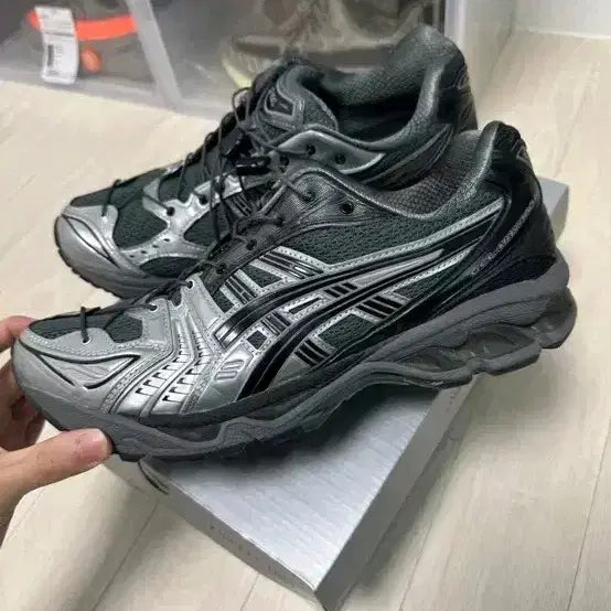 [BUNJANG] Asics Gel-Kayano 14 Unaffected Silver Sneakers / 아식스 젤카야노 14 언어펙티드 실버 270
