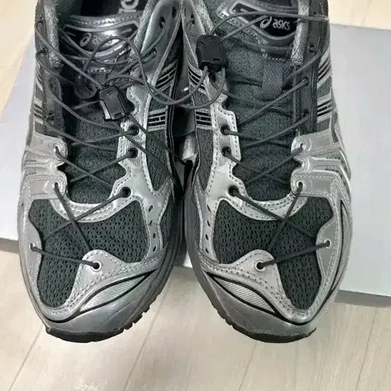 [BUNJANG] Asics Gel-Kayano 14 Unaffected Silver Sneakers / 아식스 젤카야노 14 언어펙티드 실버 270