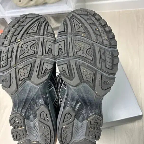 [BUNJANG] Asics Gel-Kayano 14 Unaffected Silver Sneakers / 아식스 젤카야노 14 언어펙티드 실버 270