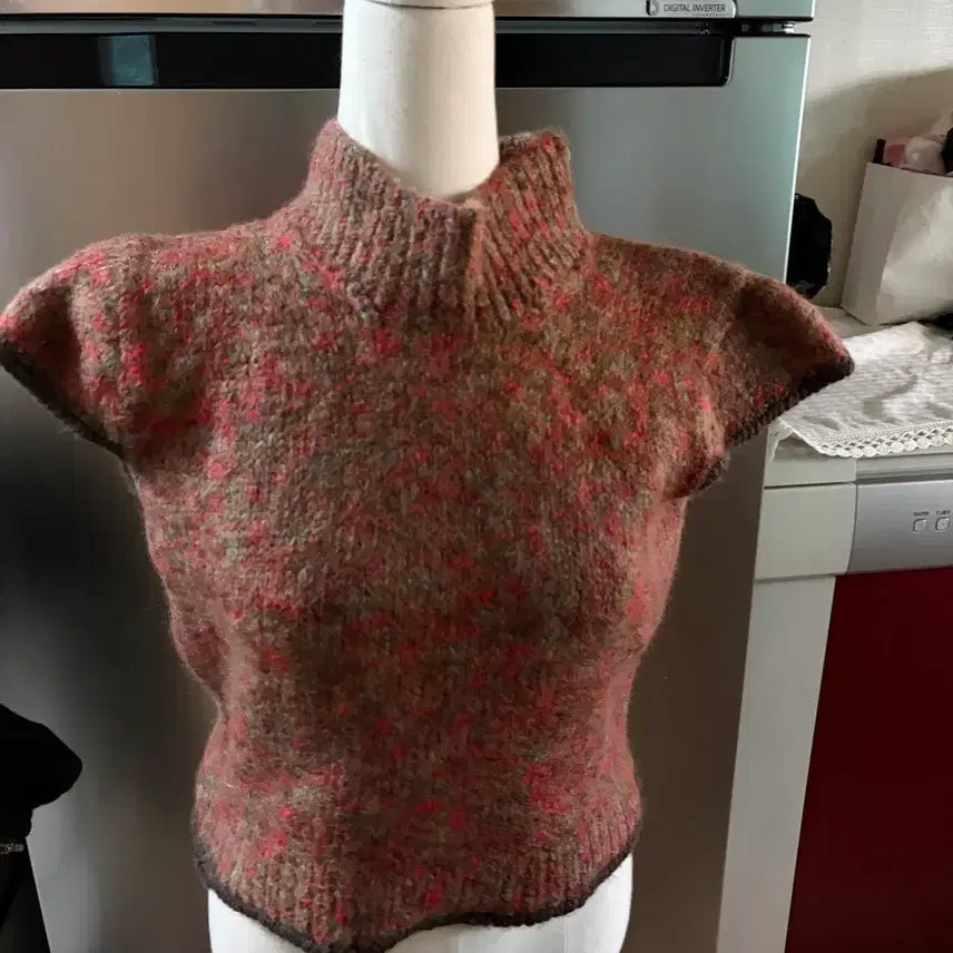 [BUNJANG] Basic V-Neck Short Sleeve Knit Top / 반목 반팔니트
