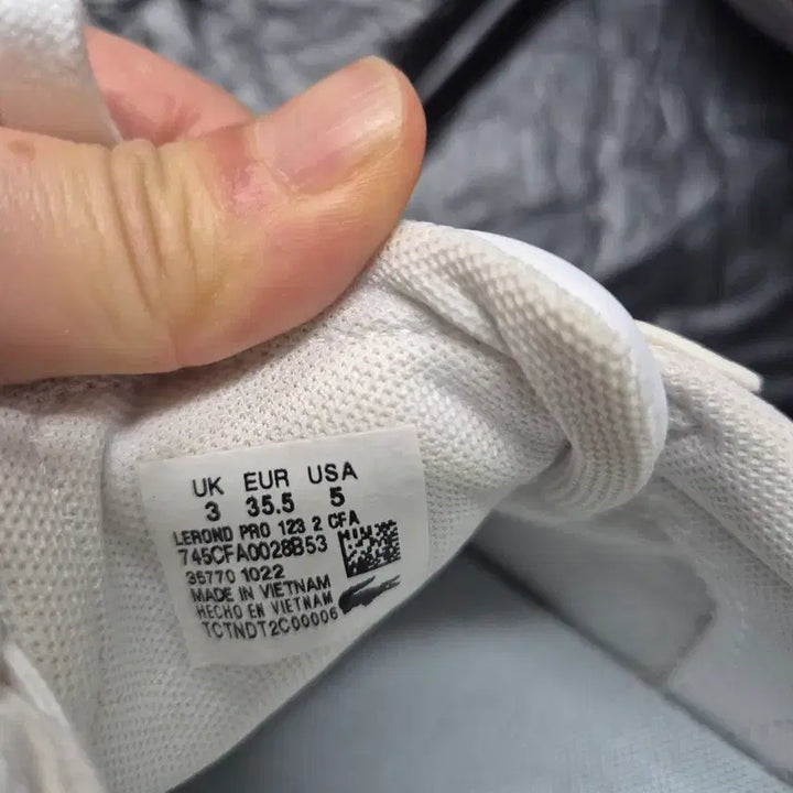 [BUNJANG] Lacoste Women's Sneakers / 여성라코스테운동화