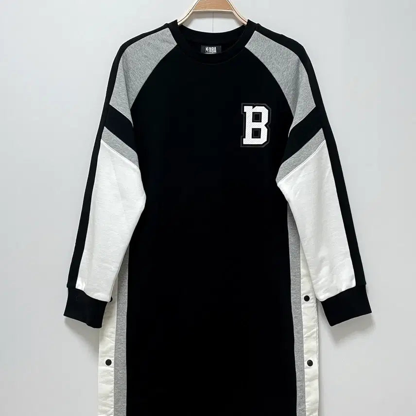 [BUNJANG] NBA Brooklyn Nets Side Snap Long Sweatshirt / NBA 브루클린 네츠 사이드 스냅 롱 맨투맨