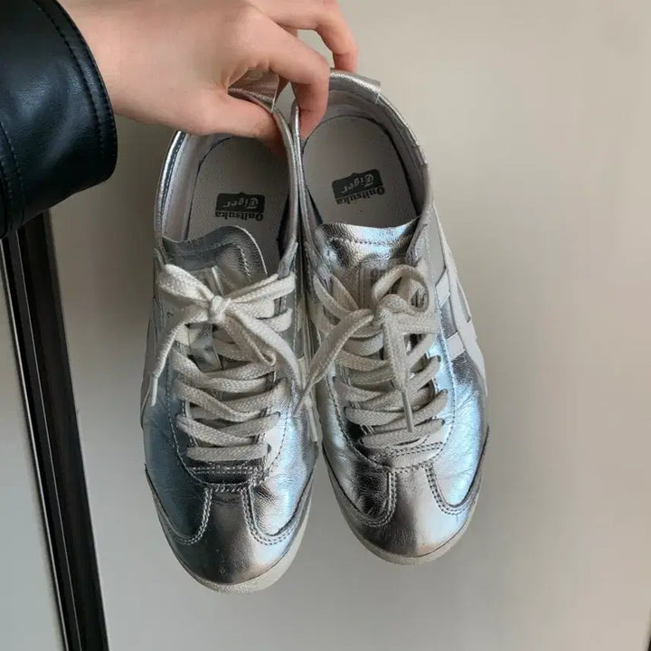 [BUNJANG] Onitsuka Tiger Mexico 66 Silver Sneakers / 오니츠카타이거 멕시코66 실버 운동화