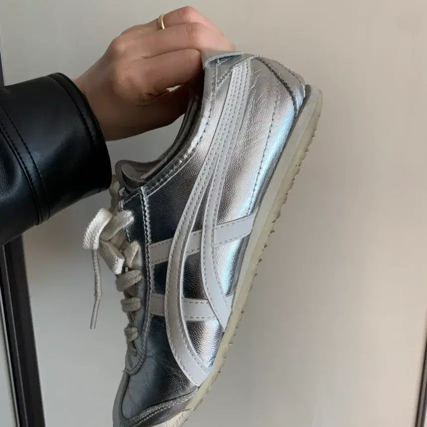 [BUNJANG] Onitsuka Tiger Mexico 66 Silver Sneakers / 오니츠카타이거 멕시코66 실버 운동화