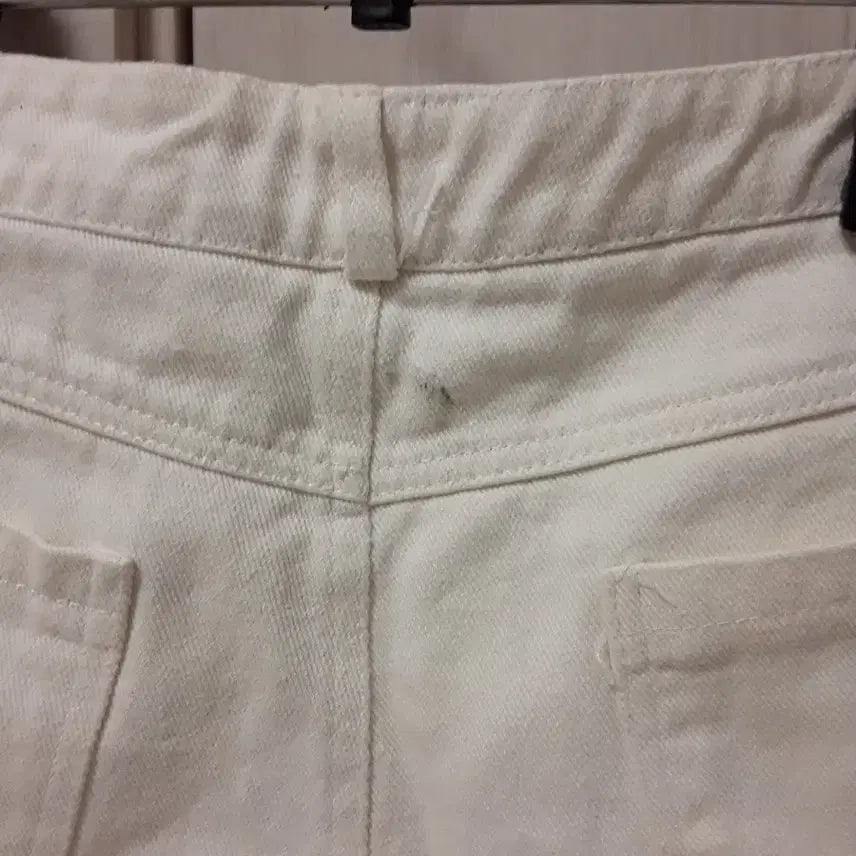 [BUNJANG] Wide Point Washed Denim Roll-up Shorts / 와이드 포인트 워싱 데님 롤업 숏팬츠
