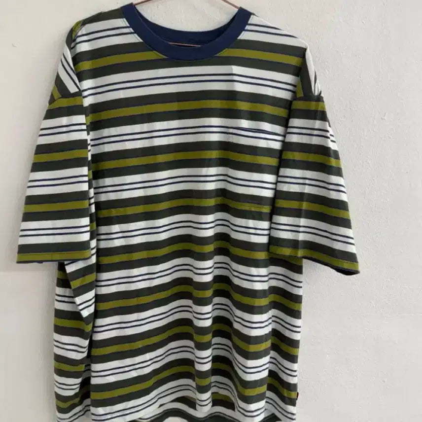 [BUNJANG] Levi's Oversized Striped T-shirt L / 리바이스 오버사이즈드 스트라이프 반팔티 L(택포)