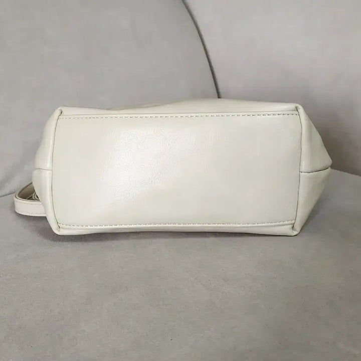 [BUNJANG] Ivory Tote Bag / 아이보리 토트백(새상품/무료배송)