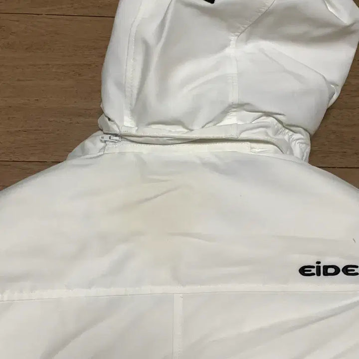 [BUNJANG] Aider Stucky Padded Jacket White M / 아이더 스투키 패딩 화이트 M