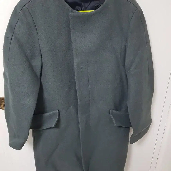 [SOLD OUT] 솔리드옴므 옥색 코트