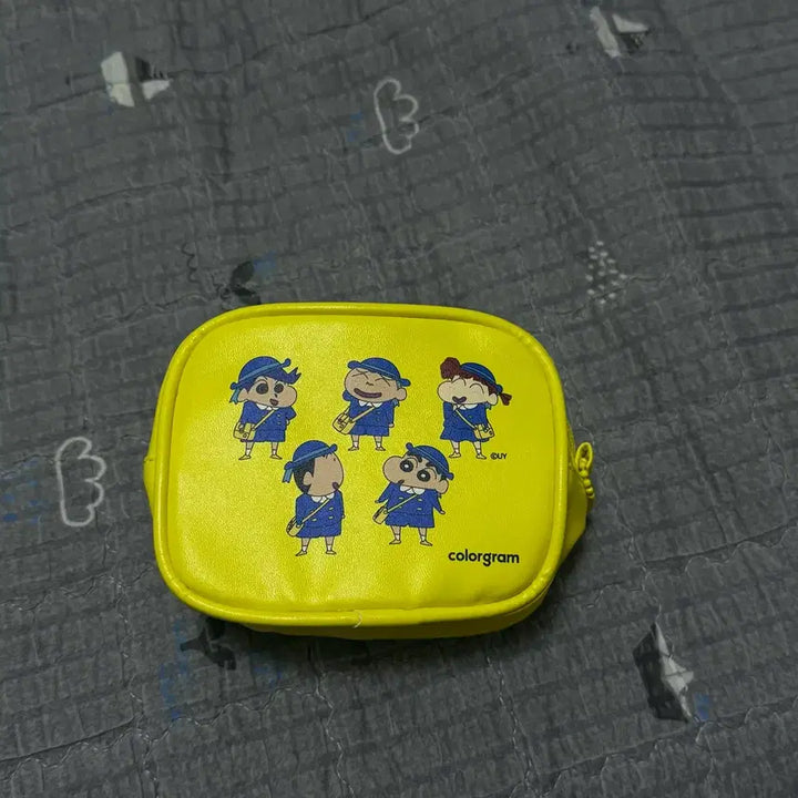 [BUNJANG] Colorgram Crayon Shin-chan Collaboration Pouch / 컬러그램 짱구 콜라보 파우치