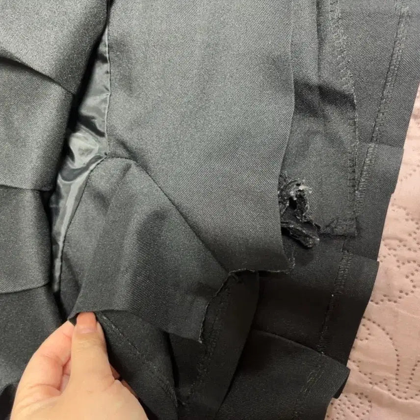 [BUNJANG] J&amp;K Pleated Skirt / J&amp;K 검정 플리츠 주름치마 주름스커트 스쿨룩 스커트 L