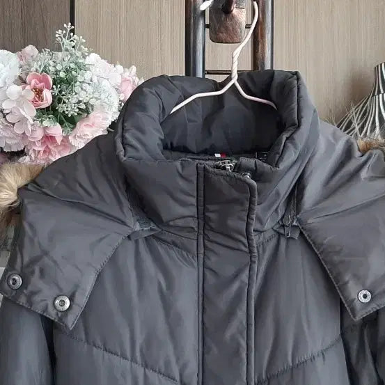 [BUNJANG] Tommy Hilfiger Padded Jacket / 타미힐피거 예쁜패딩
