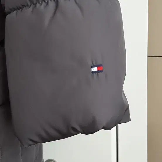 [BUNJANG] Tommy Hilfiger Padded Jacket / 타미힐피거 예쁜패딩