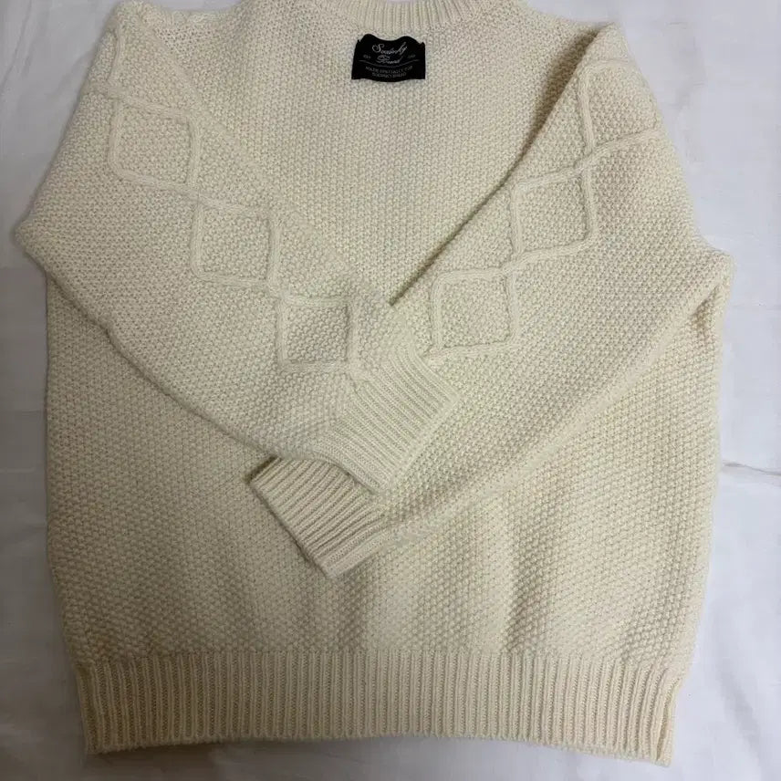 [BUNJANG] Soding Bread Noel Cream Cable Knit / 쏘딩키브레드  케이블 니트 Noel Cream Cable Knit