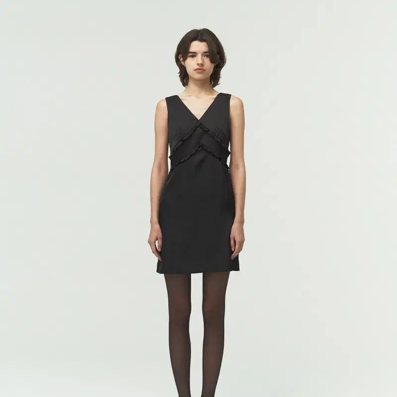 [BUNJANG] Lea Serena Frill Dress / Black / 르에 lea SERENA FRILL DRESS / BLACK