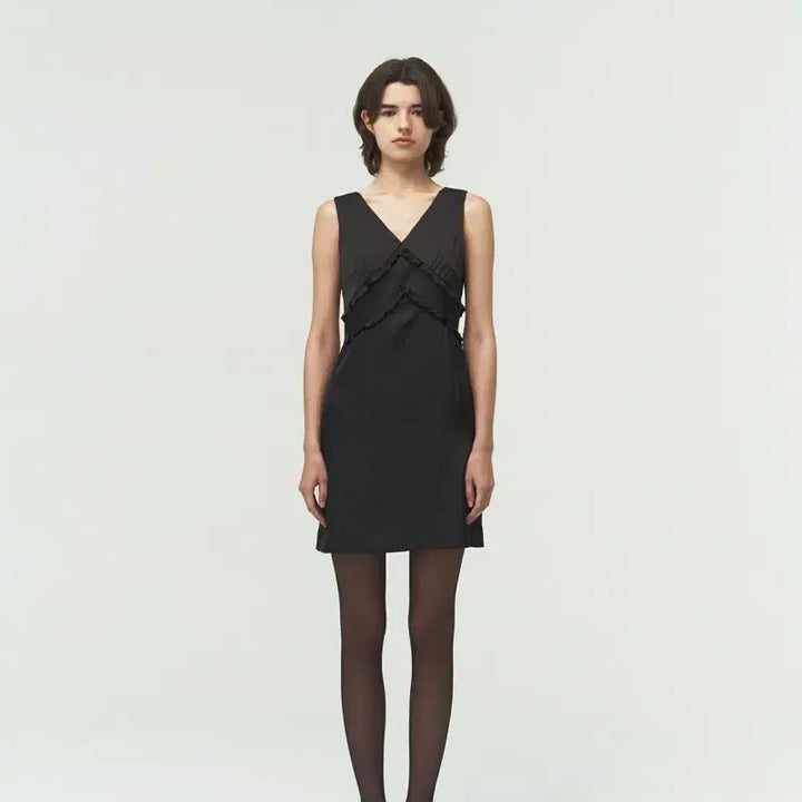 [BUNJANG] Lea Serena Frill Dress / Black / 르에 lea SERENA FRILL DRESS / BLACK