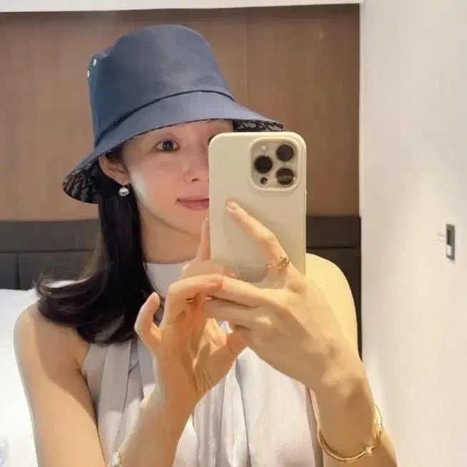 [BUNJANG] Oblique Bucket Hat / [새상품] 오블리크 양면 버킷햇 모자