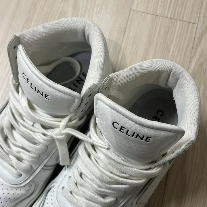 [BUNJANG] Celine High-Top Sneakers 250 / 셀린 하이탑 스니커즈 250