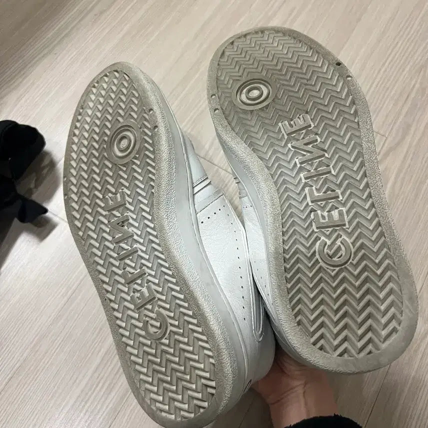 [BUNJANG] Celine High-Top Sneakers 250 / 셀린 하이탑 스니커즈 250