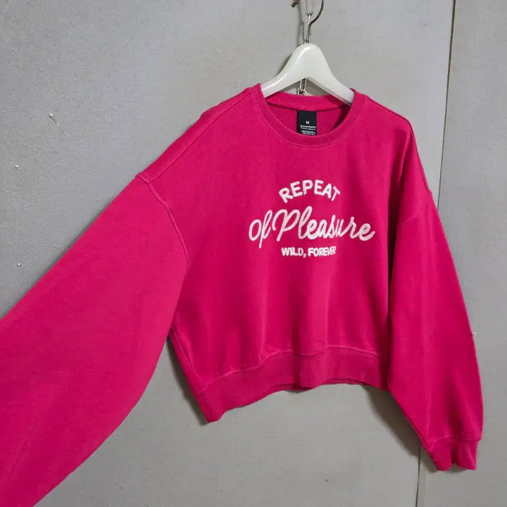 [BUNJANG] Generic Pink Sweatshirt / 진핑크 맨투맨 M  n2231