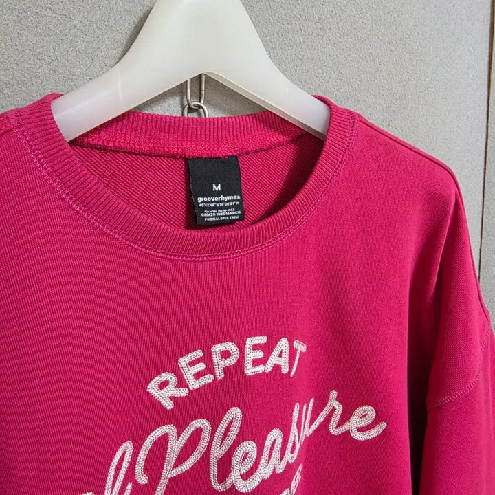 [BUNJANG] Generic Pink Sweatshirt / 진핑크 맨투맨 M  n2231