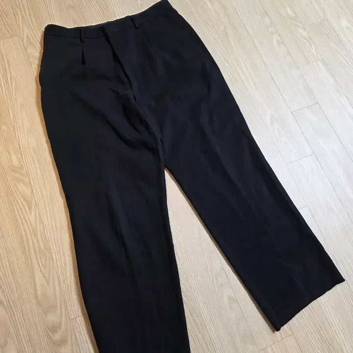 [BUNJANG] Black Semi-Wide Slacks (Size 32) / 일본 블랙 세미 와이드 슬렉스 32