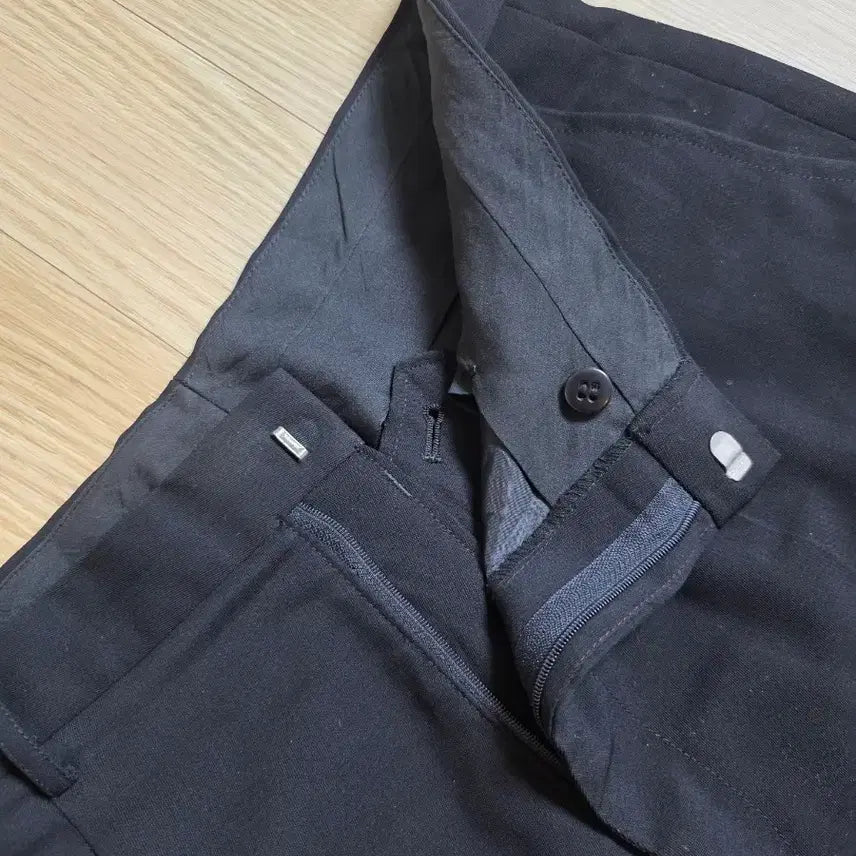 [BUNJANG] Black Semi-Wide Slacks (Size 32) / 일본 블랙 세미 와이드 슬렉스 32