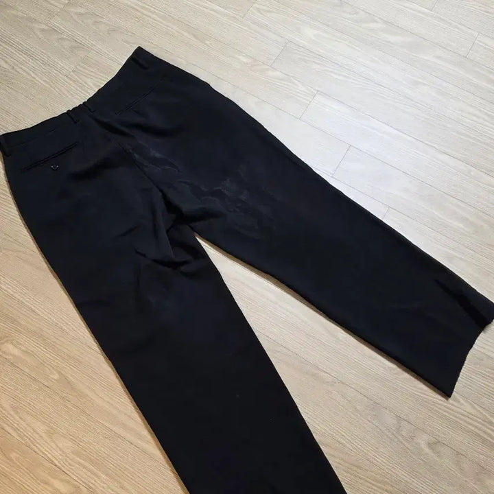 [BUNJANG] Black Semi-Wide Slacks (Size 32) / 일본 블랙 세미 와이드 슬렉스 32
