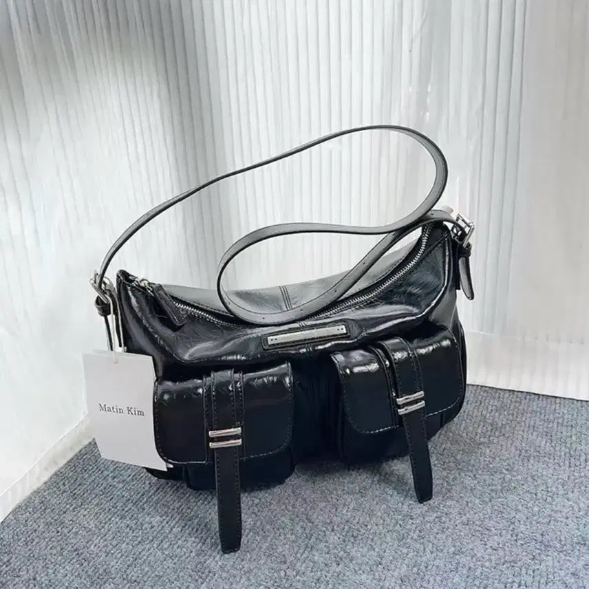 [BUNJANG] Matinkim Black Pocket Shoulder Bag / 마뗑킴 블랙 포켓 숄더백