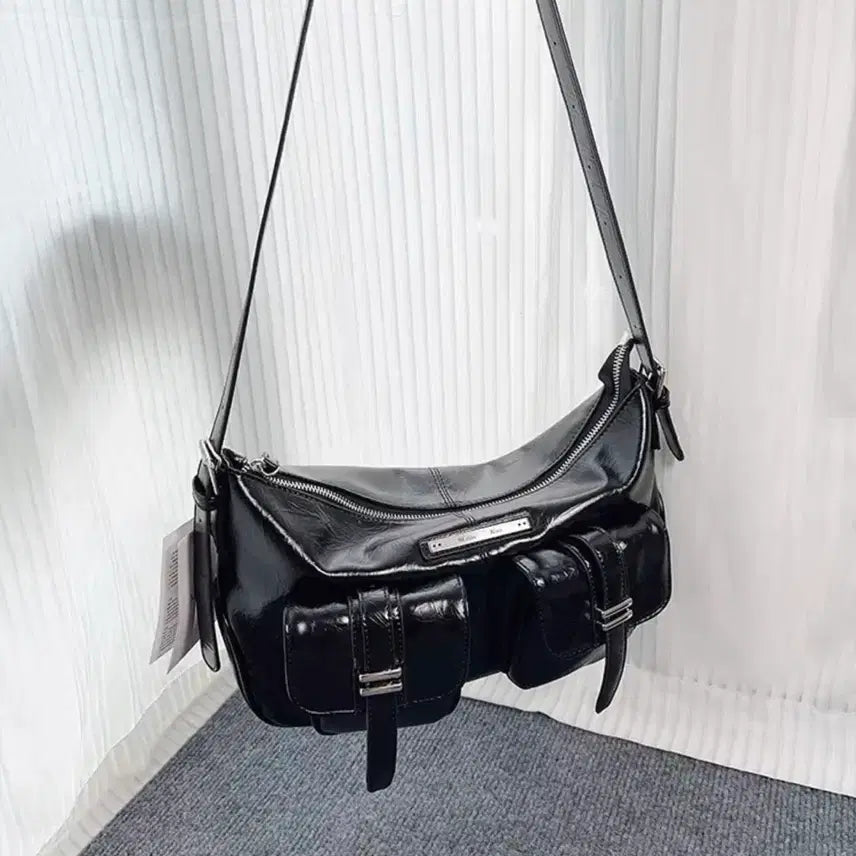 [BUNJANG] Matinkim Black Pocket Shoulder Bag / 마뗑킴 블랙 포켓 숄더백