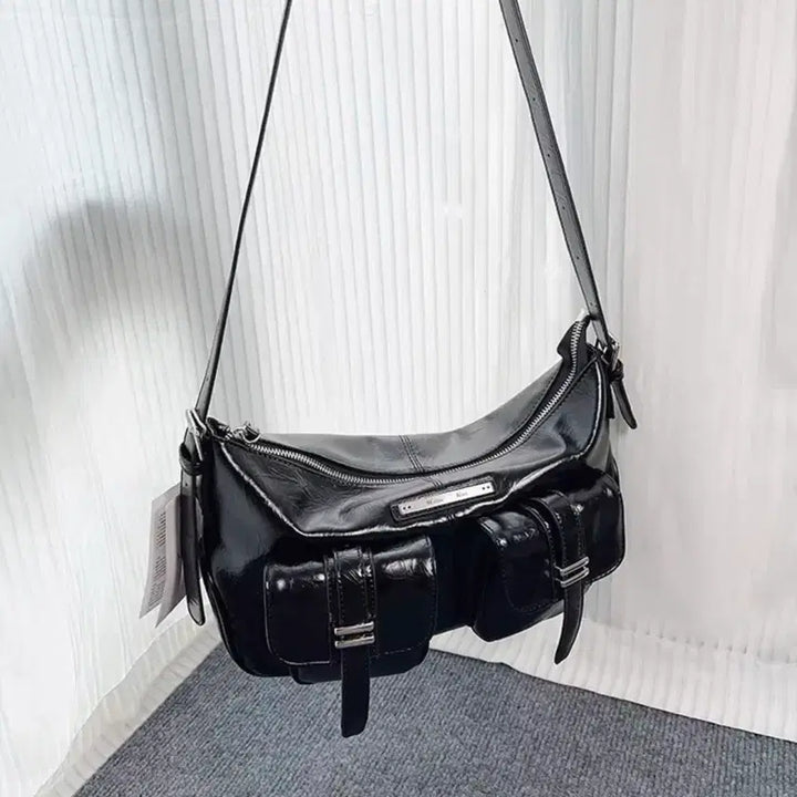 [BUNJANG] Matinkim Black Pocket Shoulder Bag / 마뗑킴 블랙 포켓 숄더백