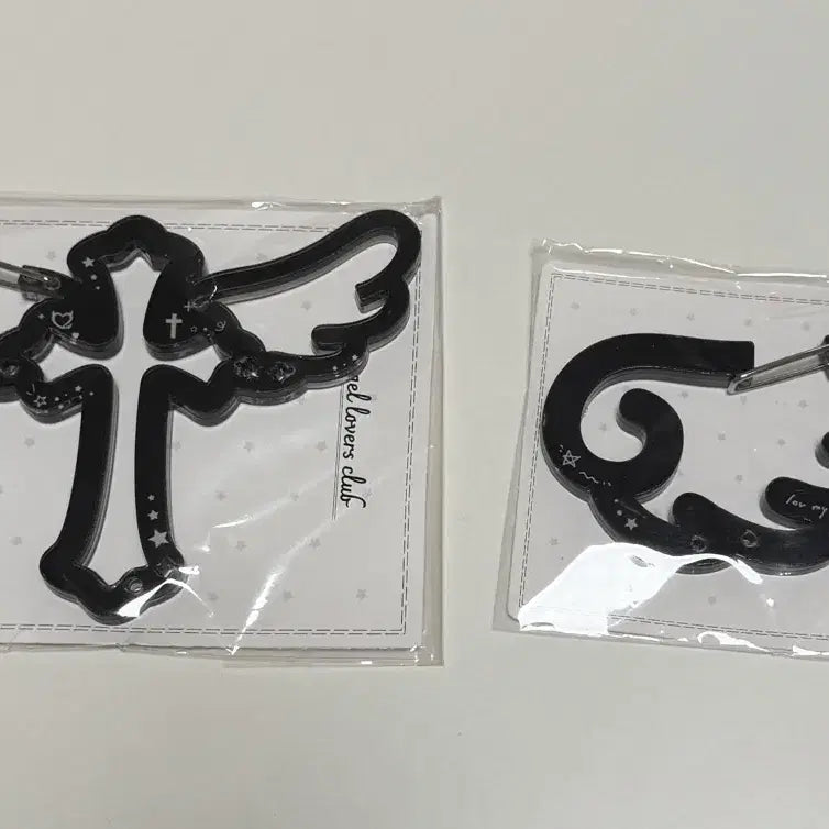 [BUNJANG] Day Cross/Angel Wing Carabiner / 데이님 Day 카라비너 엔젤 윙 크로스 윙