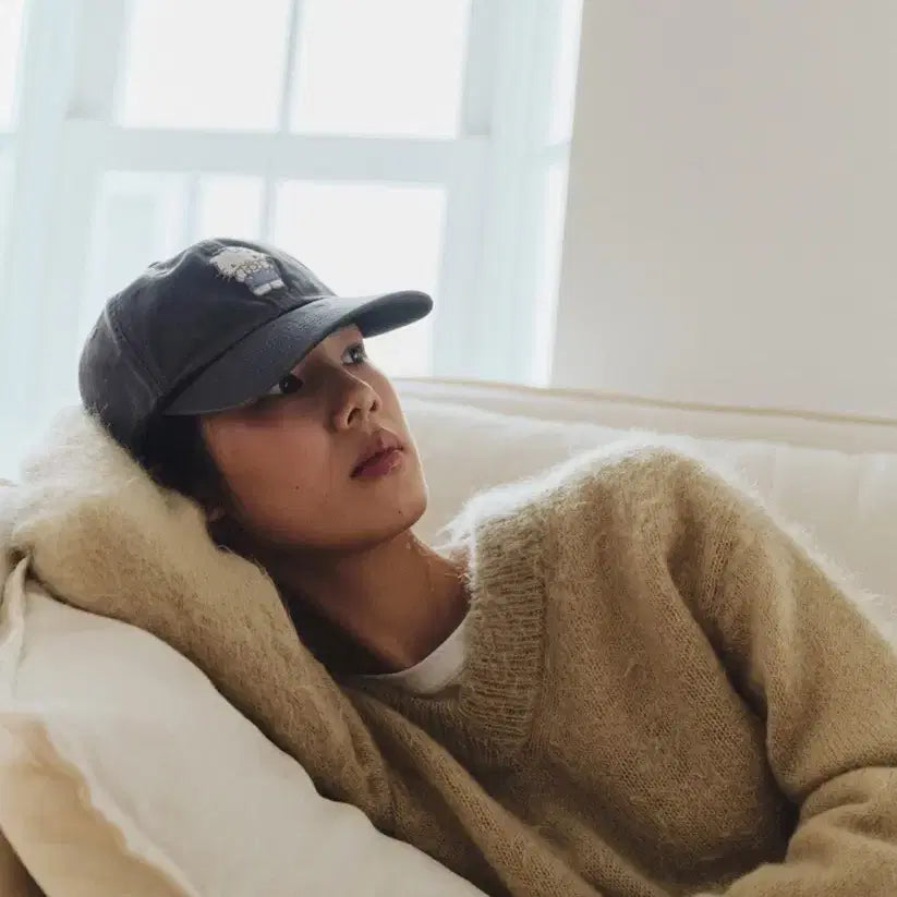 [BUNJANG] PARVÈN x Hello Kitty Washed Embroidered Ball Cap (Charcoal) / (새상품) 파르벵 x 헬로 키티 워시드 엠브로이디드 볼캡 차콜