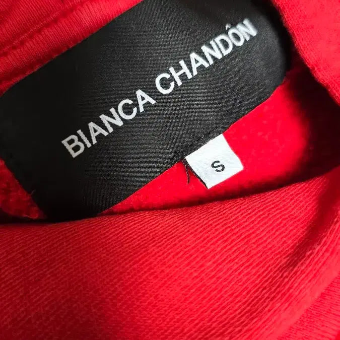 [BUNJANG] Bianca Chandôn Lover Hoodie / 비앙카 샹동 러버 후드