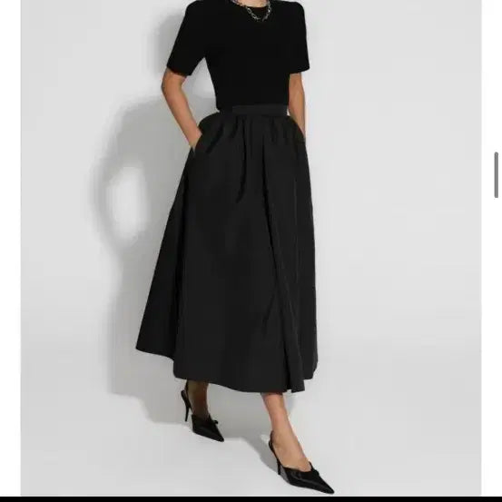 [BUNJANG] Papermoon Black Flare Skirt / papermoon 페이퍼문 블랙 플레어 스커트