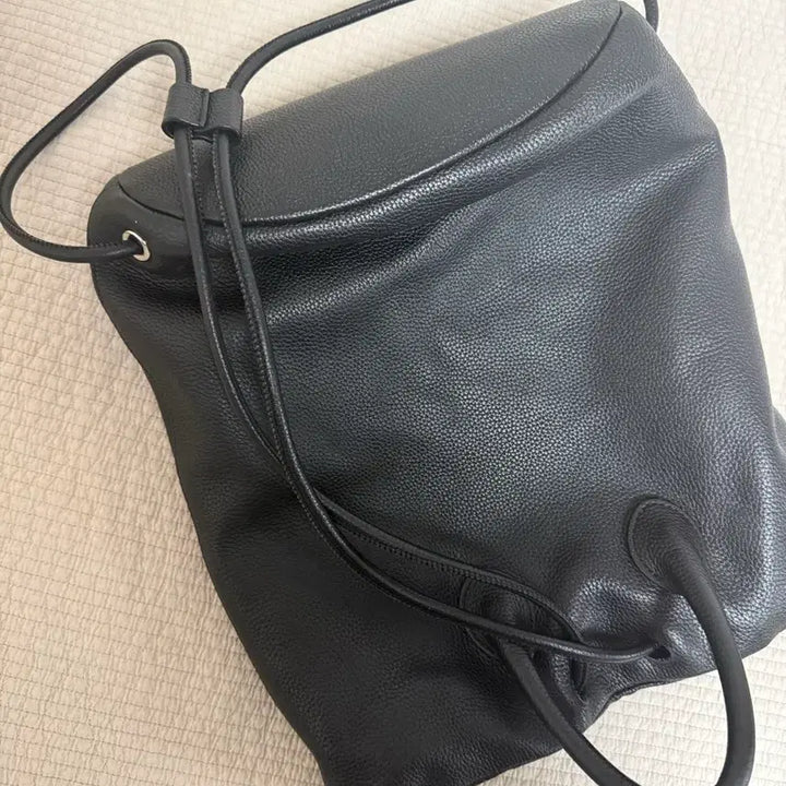 [BUNJANG] AET FIN Drawstring Bag Black / 애테 FIN DRAWSTRING BAG 블랙