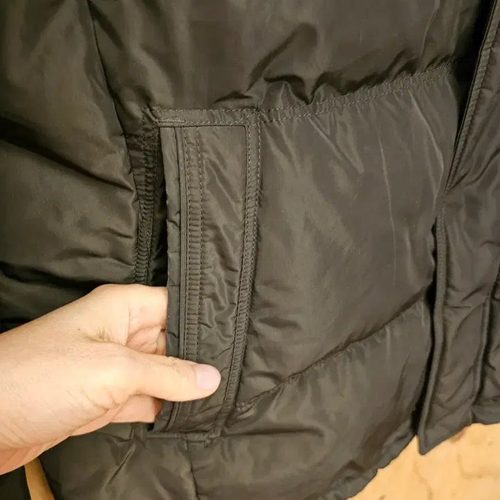 [BUNJANG] Rogatis Down Padded Jacket (80% Down, 20% Feather) 110 Size / 로가디스 다운패딩 (솜털80/깃털20) 110사이즈