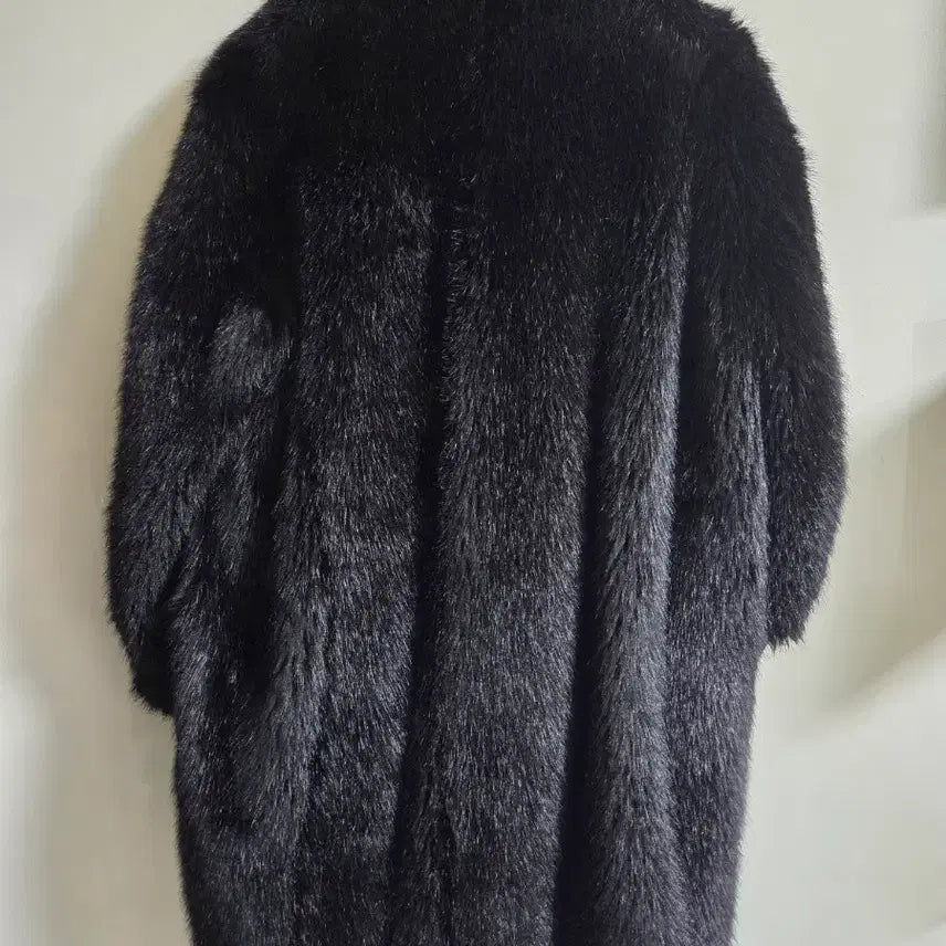 [BUNJANG] New Jeans Hyein Faux Fur Coat / 혜인서 퍼코트 지디 MAMA GD