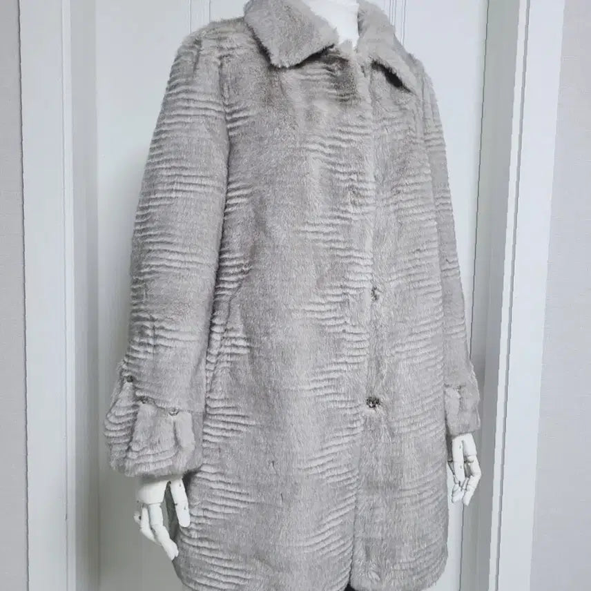 [BUNJANG] High-Quality Mink Eco-Fur Half Coat / <새상품>고퀄 밍크 에코퍼 페이크퍼 하프코트
