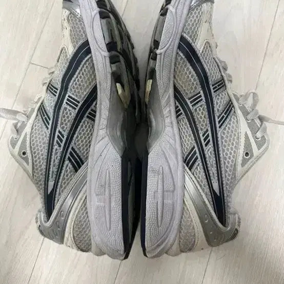 [BUNJANG] Asics Gel Kayano 14 Midnight Women's Shoes / 아식스 젤카야노14 미드나잇 W270