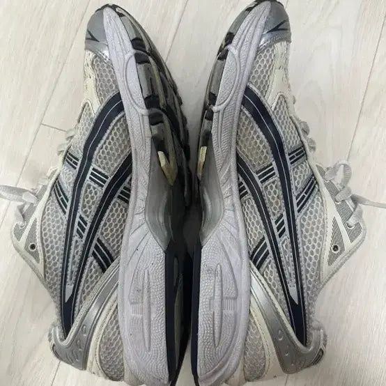 [BUNJANG] Asics Gel Kayano 14 Midnight Women's Shoes / 아식스 젤카야노14 미드나잇 W270