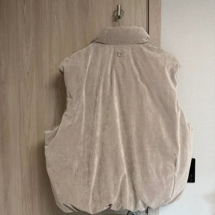 [SOLD OUT] [48] 우영미 24FW 패딩베스트 패딩조끼