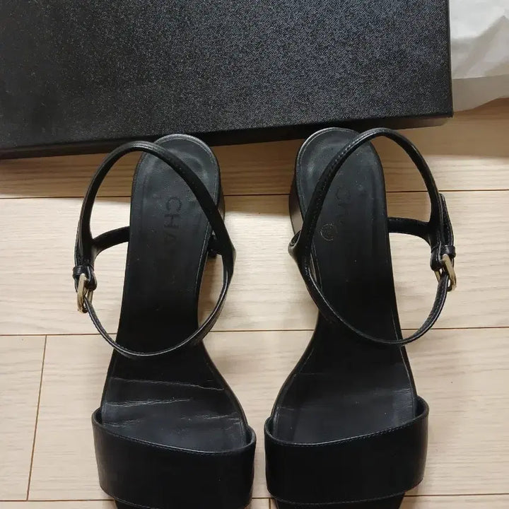 [BUNJANG] Chanel Black Leather Sandals / 샤넬 블랙 레더 샌들힐