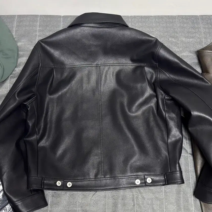 [BUNJANG] Black Leather Trucker Jacket / (새상품)블랙 가죽 트러커 자켓