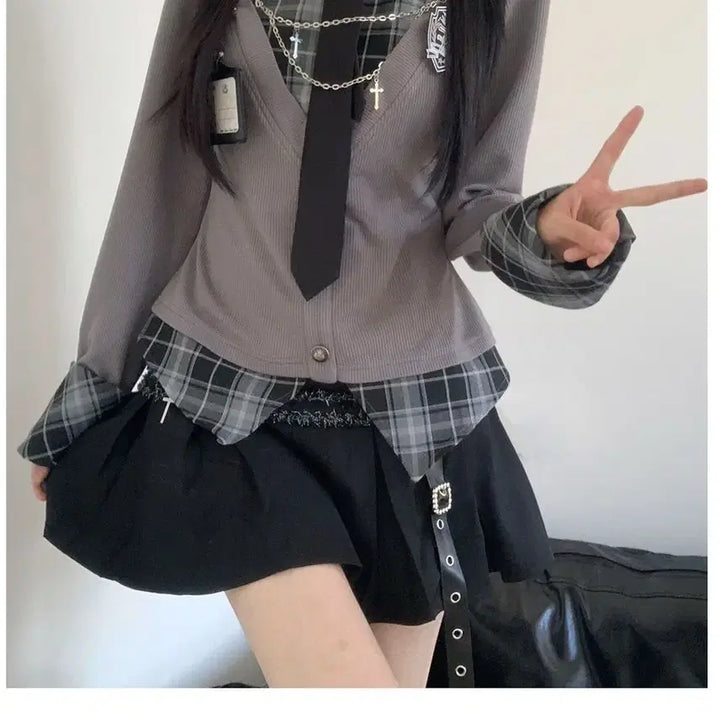 [BUNJANG] Dark Academy Checkered Layered Top &amp; Pleated Skirt Set / 다크 아카데미 체크 패턴 레이어드 상의 + 플리츠 스커트 세트(예약판매)