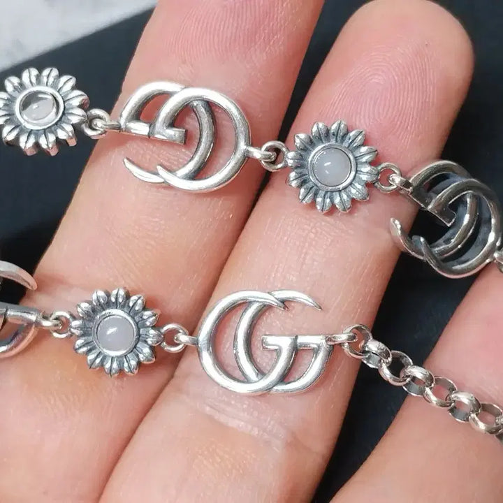 [BUNJANG] GG Logo Flower Bracelet / 법정 순은925 플라워 GG 로고 팔찌 실버