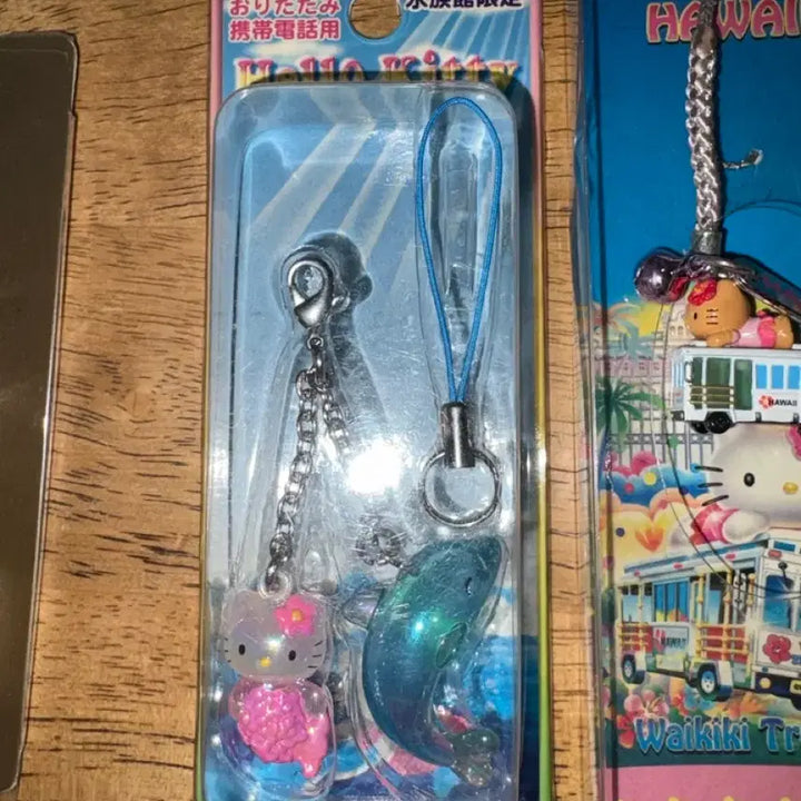 [BUNJANG] Hello Kitty Mermaid Dolphin Strap / 하와이키티스트랩 인어 돌고래 키티 박스형(희귀)
