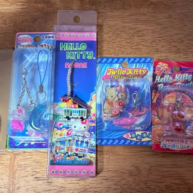 [BUNJANG] Hello Kitty Mermaid Dolphin Strap / 하와이키티스트랩 인어 돌고래 키티 박스형(희귀)