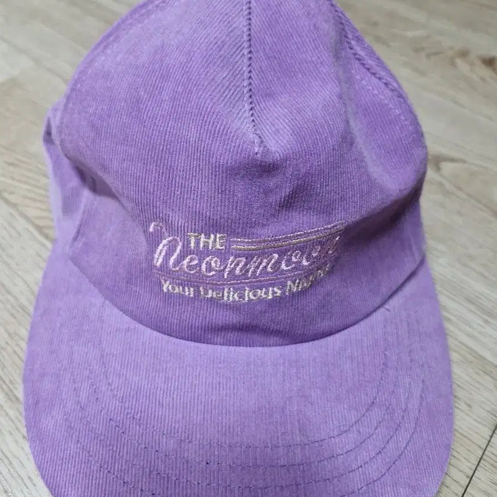 [BUNJANG] Neon Moon Purple Corduroy Snapback / 네온문 퍼플 코듀로이 스냅백
